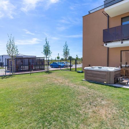 Boho Apt W Jacuzzi, Grill & Garden Modra Εξωτερικό φωτογραφία