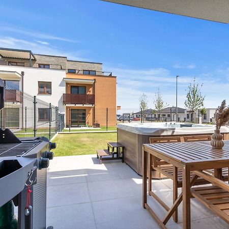 Boho Apt W Jacuzzi, Grill & Garden Modra Εξωτερικό φωτογραφία